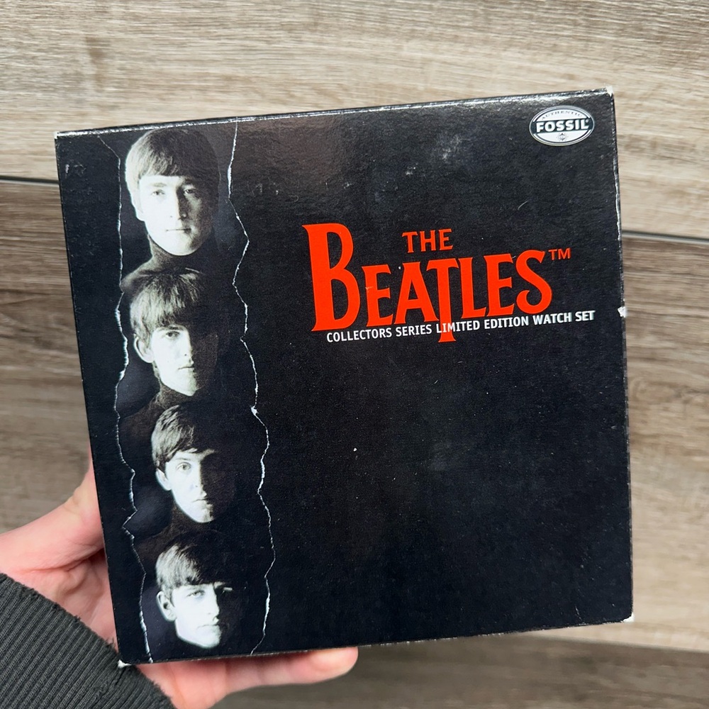 Fossil The Beatles Collectors Edition Watch Set - Black and Red